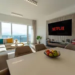 Lejlighed Floor Fluxury Penthouse - Family Friendly - Mountain View - Huge Terrace *