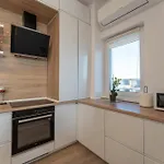 Floor Fluxury Penthouse - Family Friendly - Mountain View - Huge Terrace