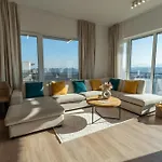 Apartment Floor Fluxury Penthouse - Family Friendly - Mountain View - Huge Terrace Brasov
