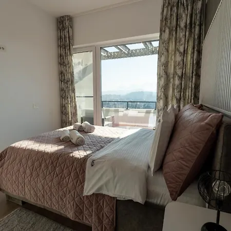דירה Floor Fluxury Penthouse - Family Friendly - Mountain View - Huge Terrace בראשוב
