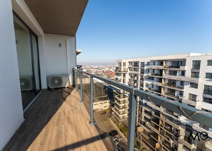 Stunning Holiday Penthouse - Family Friendly - Mountain View - Huge Terrace - Top Floor - Acs - Outlet Mall - Grocery