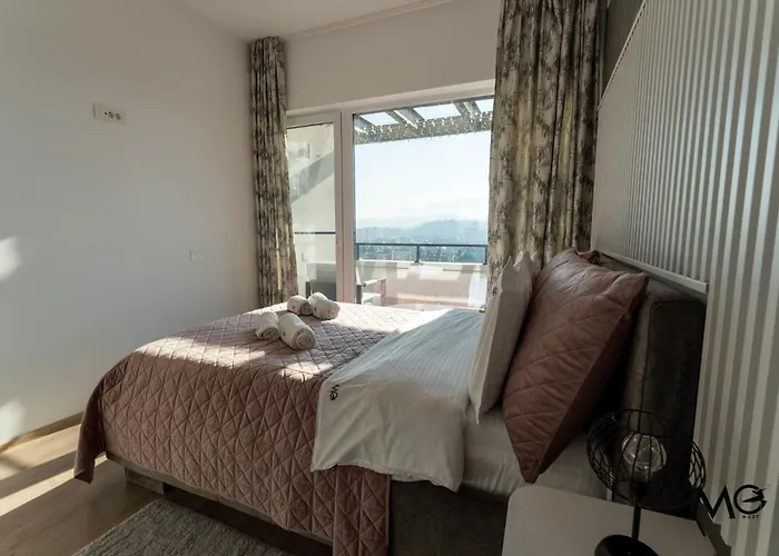 דירה Stunning Holiday Penthouse - Family Friendly - Mountain View - Huge Terrace - Top Floor - Acs - Outlet Mall - Grocery בראשוב