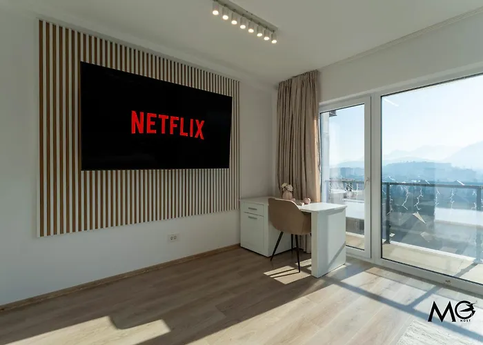 דירה Stunning Holiday Penthouse - Family Friendly - Mountain View - Huge Terrace - Top Floor - Acs - Outlet Mall - Grocery בראשוב