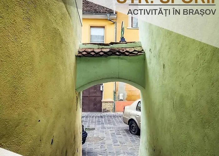 Stunning Holiday Penthouse - Family Friendly - Mountain View - Huge Terrace - Top Floor - Acs - Outlet Mall - Grocery דירה בראשוב